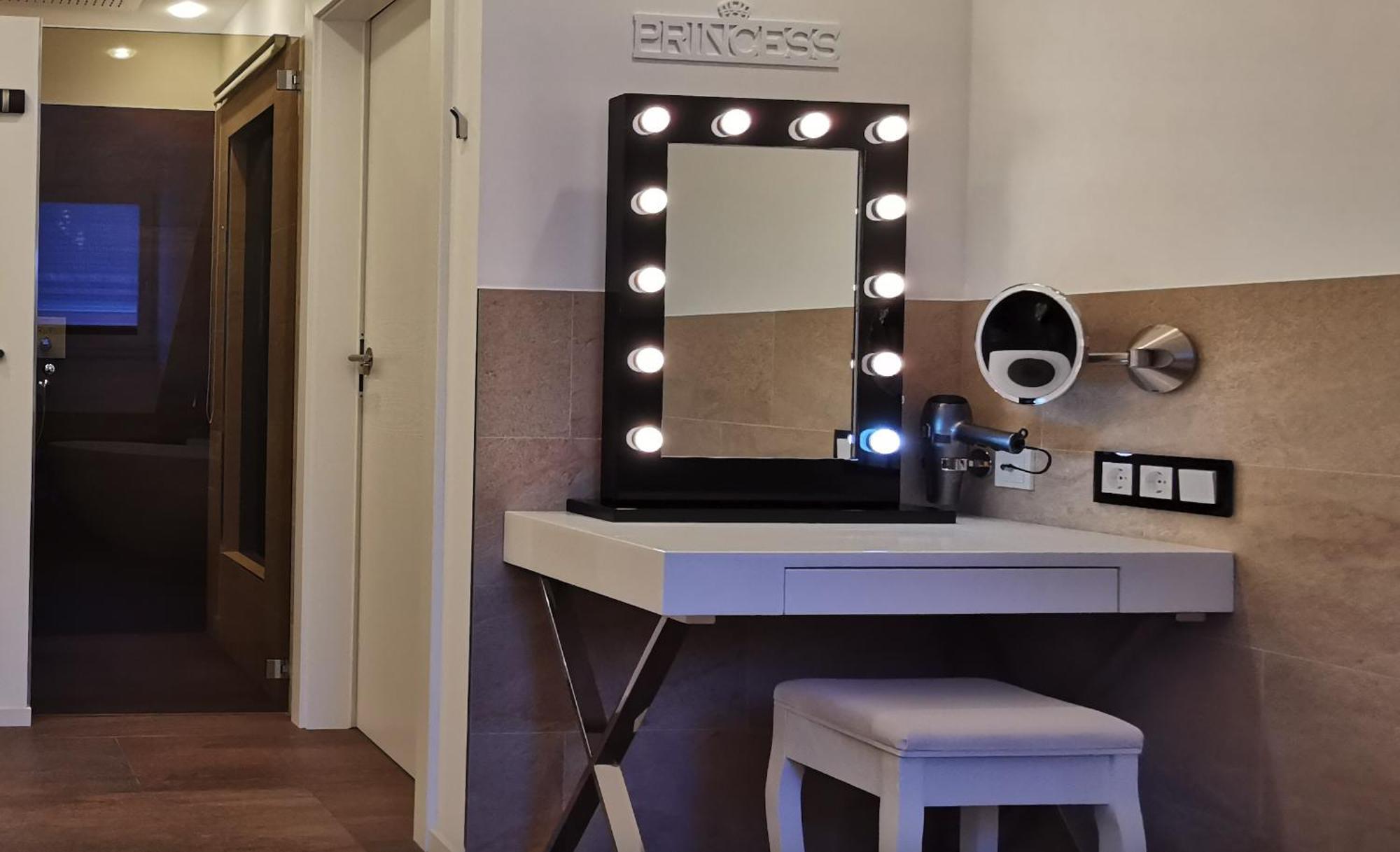 Luxor City Apartments Lienz Room photo